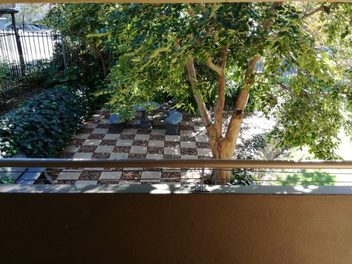 Belmont Guesthouse Блумфонтейн Экстерьер фото